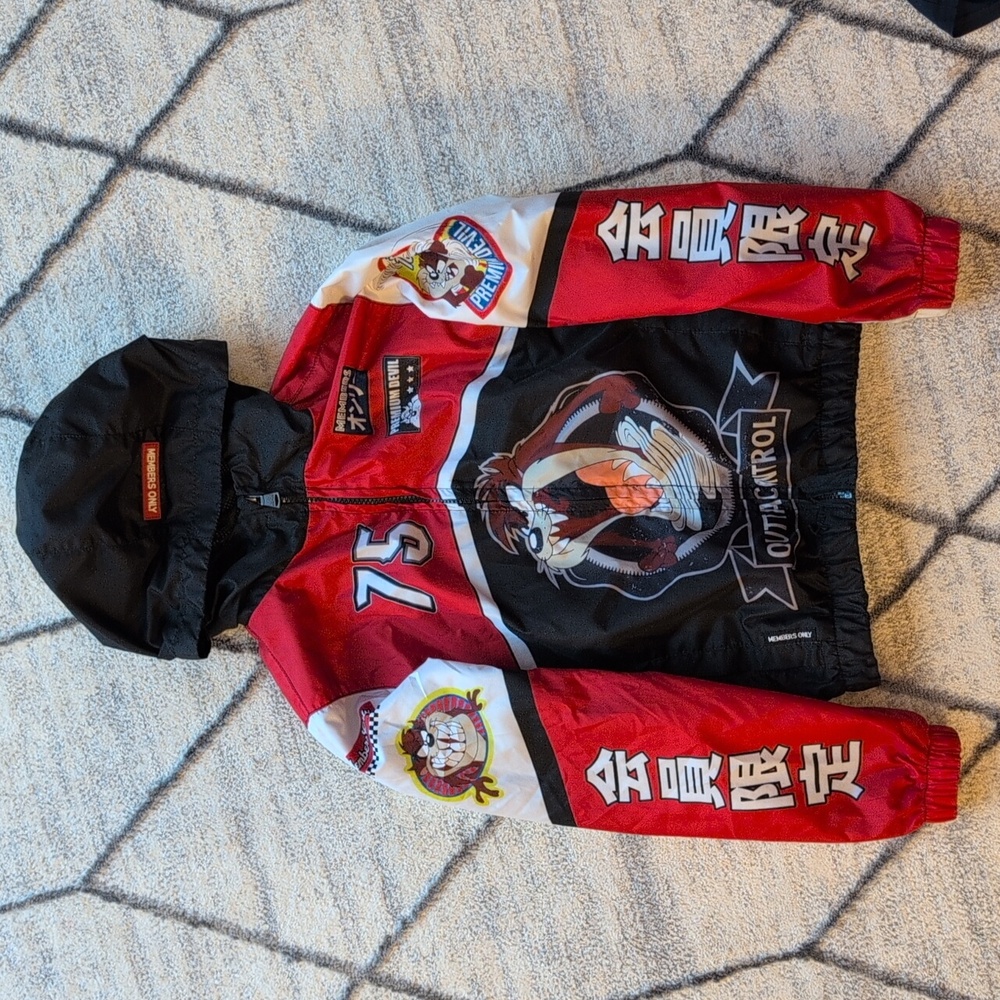 Members Only x Looney Tunes Tazmanian Devil Hooded Racing Windbreaker Size 10/12
